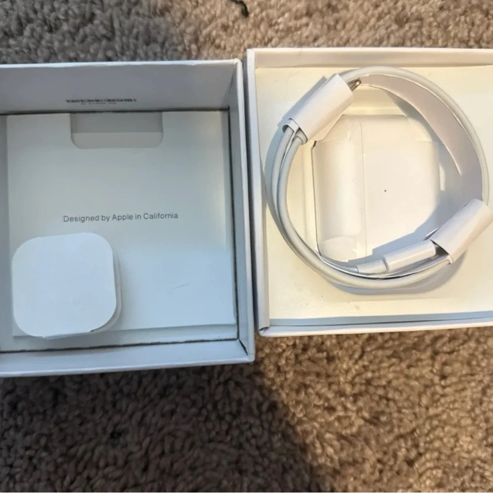 Apple AirPods Pro with MagSafe Charging Case